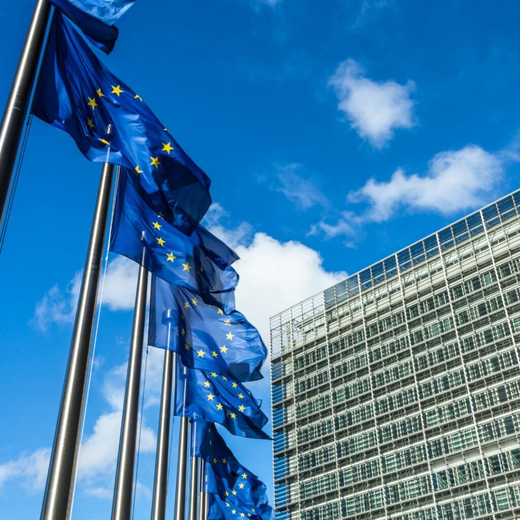 The European Parliament approves E-IDAS legislation for a standardized EU digital identity wallet with member states.